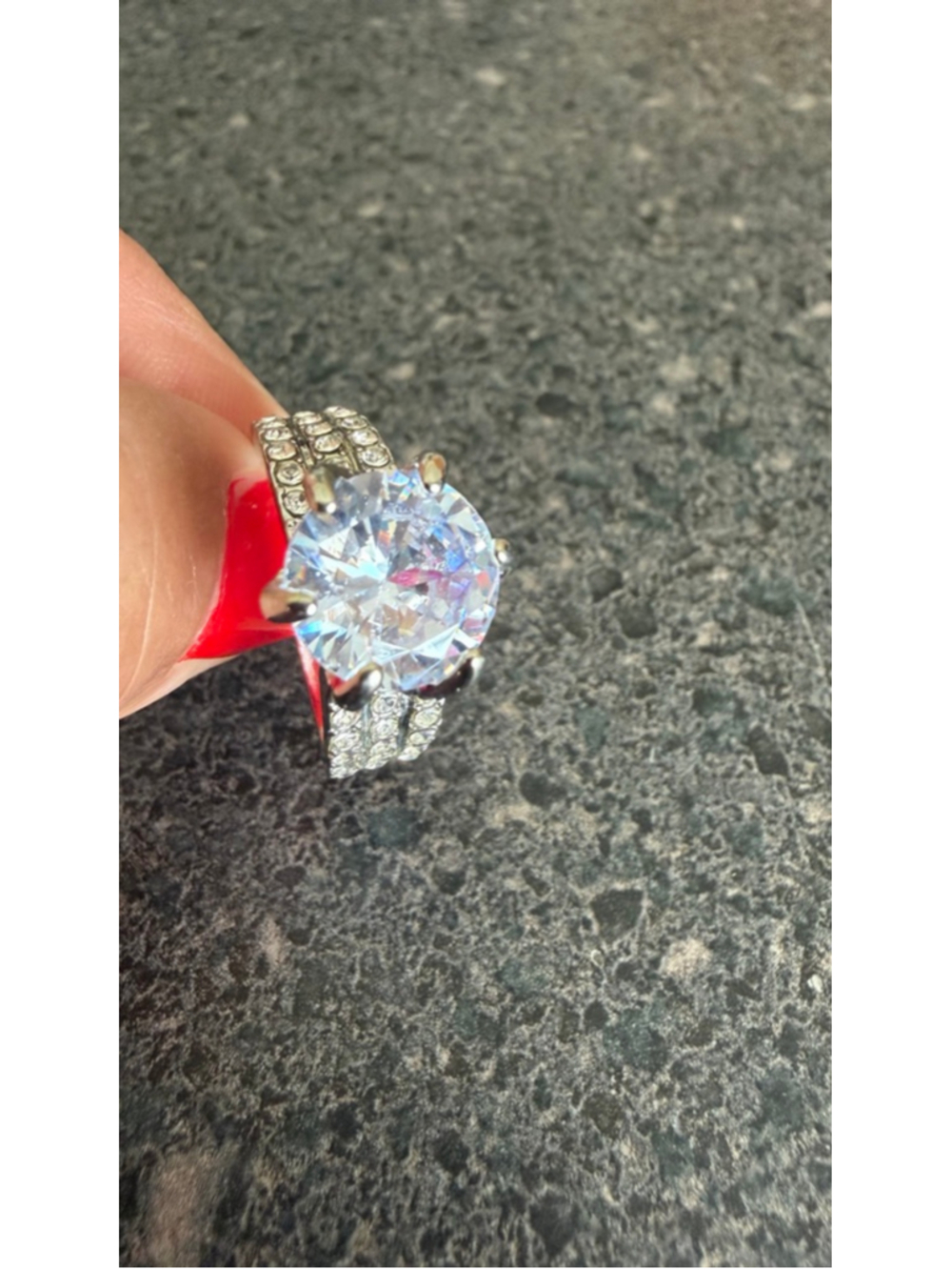 Women's Unbranded Silver and Clear Rhinestone Ring, One Size 8 - Picture 5 of 7